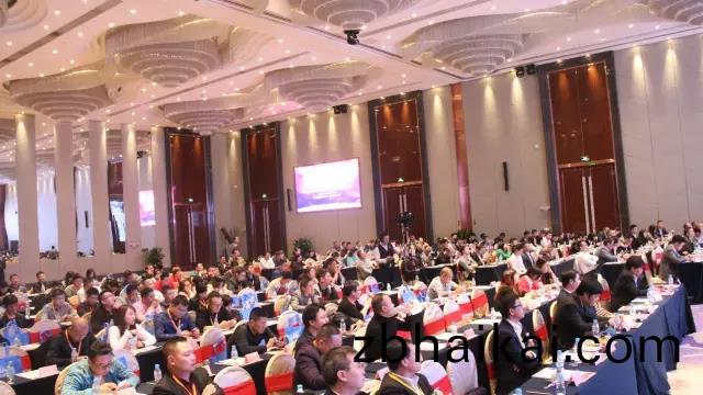 第十六屆中(zhong)國燈都産業高峯論罎在中(zhong)山古鎮擧行(xing)